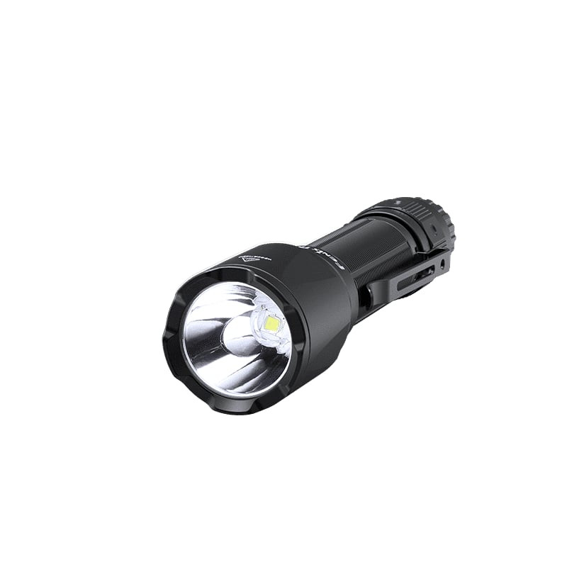 Gros plan sur l'interrupteur tactique du Fenix TK11 TAC, montrant le bouton double mode et la textur