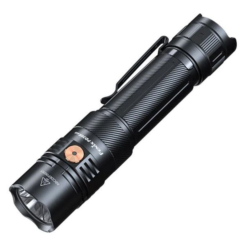 Lampe torche tactique Fenix PD36R ACE vue arrière montrant le capuchon arrière avec le point d'attac