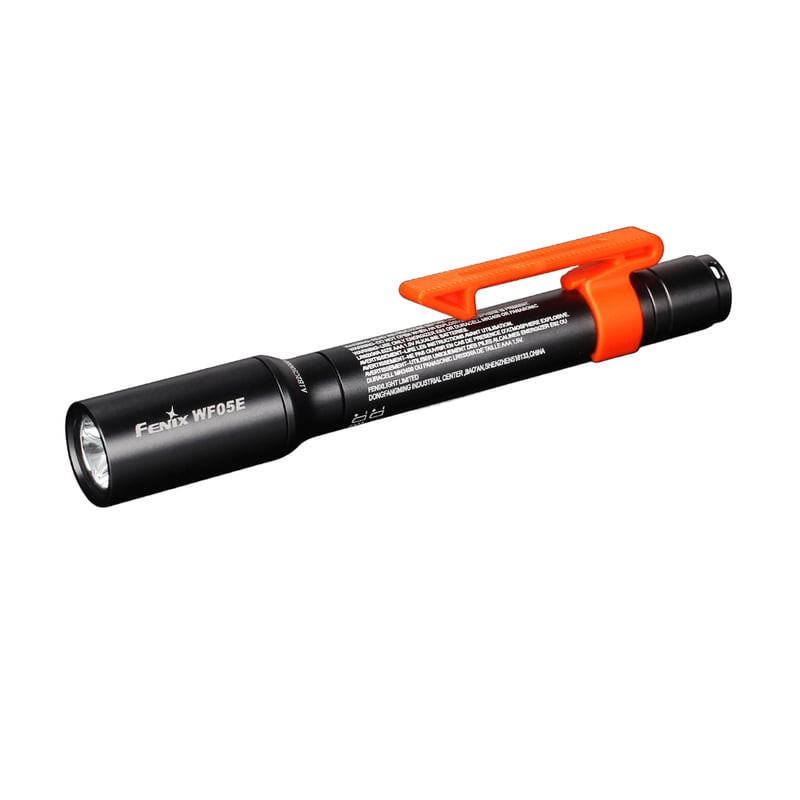 Packshot de la lampe torche LED à sécurité intrinsèque Fenix WF05E sur fond blanc