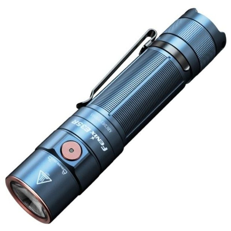 Lampe torche EDC Fenix E35R présentée en packshot avec corps en aluminium noir et interrupteur latér