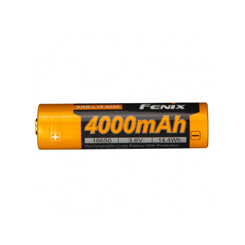 Photographie packshot de la batterie Fenix ARB-L18-4000 avec reflet, mettant en valeur son aspect mé