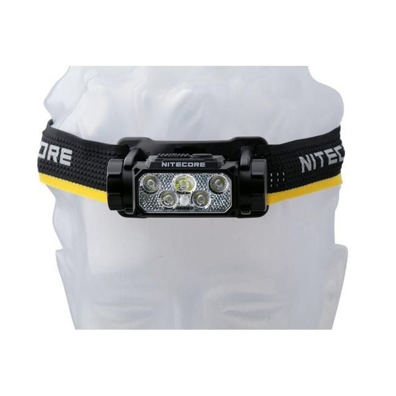 Lampe frontale rechargeable HC60 UHE Nitecore 1600 Lumens en gros plan, rechargeable USB-C